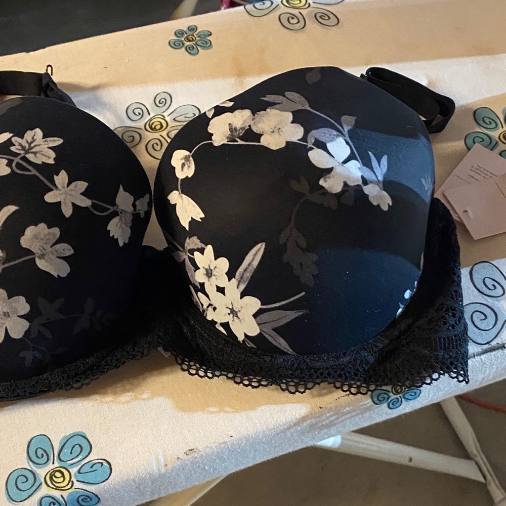 Auden Black and White Floral Lace Bra